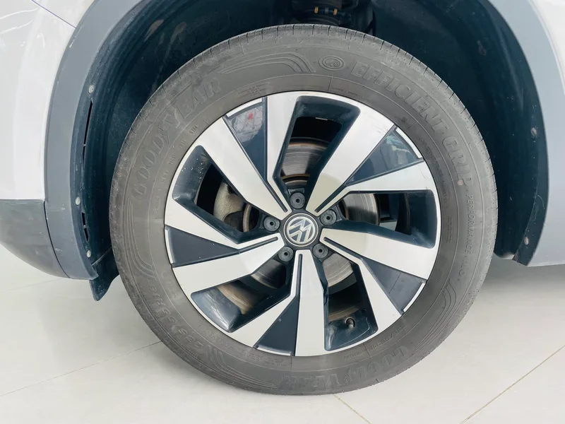 Volkswagen Tayron 2020 280TSI Edición de enlace inteligente de lujo exterior foto 3 Volkswagen Tayron 2020 280TSI Edición de enlace inteligente de lujo exterior foto 3
