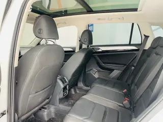 Volkswagen Tayron 2020 280TSI Edición de enlace inteligente de lujo interior foto 10 Volkswagen Tayron 2020 280TSI Edición de enlace inteligente de lujo interior foto 10