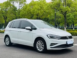 Volkswagen Golf Sportsvan 2019 280TSI automatic watch type Country VI exterior photo 3 Volkswagen Golf Sportsvan 2019 280TSI automatic watch type Country VI exterior photo 3