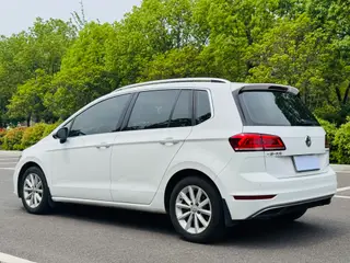 Volkswagen Golf Sportsvan 2019 280TSI automatic watch type Country VI exterior photo 6 Volkswagen Golf Sportsvan 2019 280TSI automatic watch type Country VI exterior photo 6