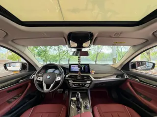 BMW 5 Series 2022 Reforma 525Li Traje de lujo interior foto 13 BMW 5 Series 2022 Reforma 525Li Traje de lujo interior foto 13