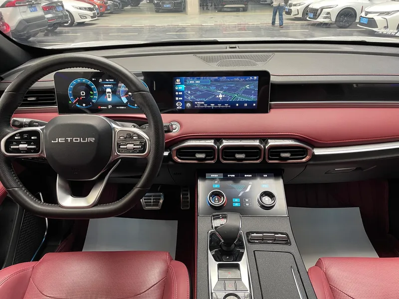 Jetour X70 PLUS 2022 1.6T DCT Tierra Pro 7 Asiento exterior foto 9 Jetour X70 PLUS 2022 1.6T DCT Tierra Pro 7 Asiento exterior foto 9