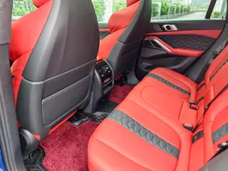 BMW X6 M 2022 4.4T Автоматический Полный привод 5 Кресло Оригинальная версия экстерьер фото 10 BMW X6 M 2022 4.4T Автоматический Полный привод 5 Кресло Оригинальная версия экстерьер фото 10