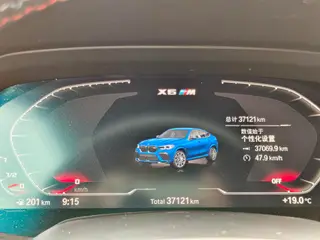 BMW X6 M 2022 4.4T Автоматический Полный привод 5 Кресло Оригинальная версия интерьер фото 12 BMW X6 M 2022 4.4T Автоматический Полный привод 5 Кресло Оригинальная версия интерьер фото 12