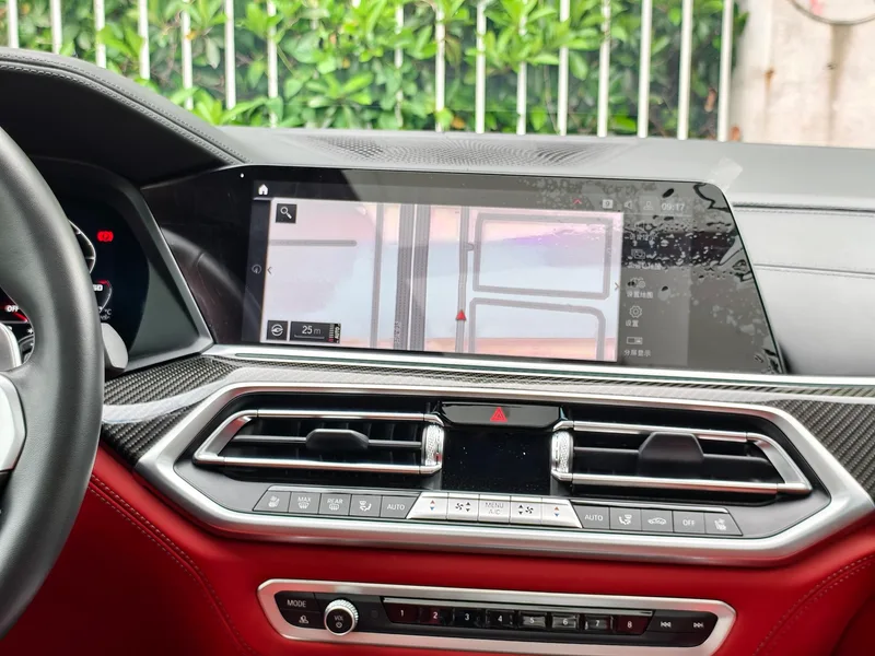 BMW X6 M 2022 4.4T Автоматический Полный привод 5 Кресло Оригинальная версия интерьер фото 14 BMW X6 M 2022 4.4T Автоматический Полный привод 5 Кресло Оригинальная версия интерьер фото 14