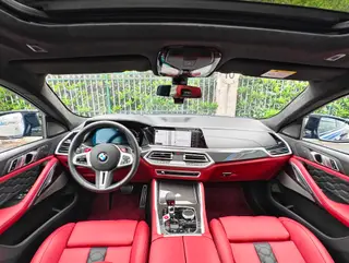 BMW X6 M 2022 4.4T Автоматический Полный привод 5 Кресло Оригинальная версия интерьер фото 19 BMW X6 M 2022 4.4T Автоматический Полный привод 5 Кресло Оригинальная версия интерьер фото 19
