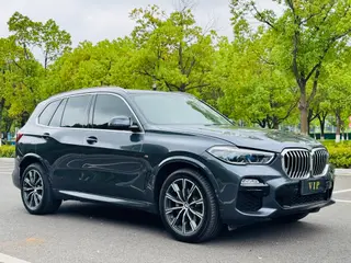 BMW X5 2022 xDrive40i M Ensemble de sport extérieur photo 3 BMW X5 2022 xDrive40i M Ensemble de sport extérieur photo 3
