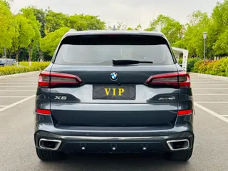 BMW X5 2022 xDrive40i M Ensemble de sport extérieur photo 7 BMW X5 2022 xDrive40i M Ensemble de sport extérieur photo 7