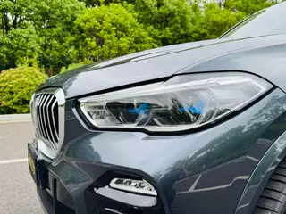 BMW X5 2022 xDrive40i M Ensemble de sport intérieur photo 16 BMW X5 2022 xDrive40i M Ensemble de sport intérieur photo 16