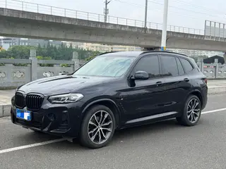 BMW X3 2023 xDrive30i Лидирующий M Ночной костюм