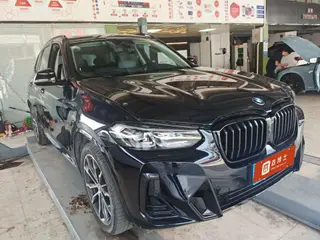 BMW X3 2023 xDrive30i Лидирующий M Ночной костюм экстерьер фото 2