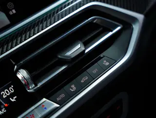 BMW X6 M 2021 X6 M interior photo 18 BMW X6 M 2021 X6 M interior photo 18