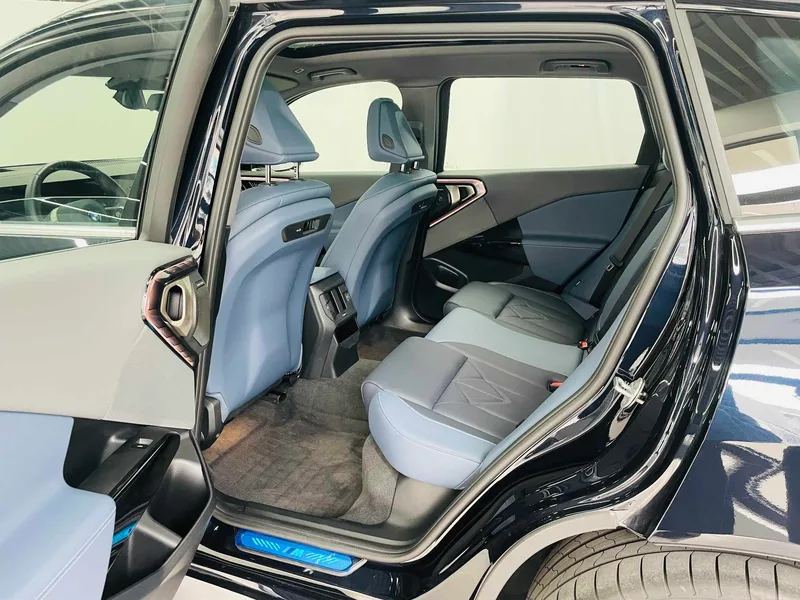 BMW X3 2025 xDrive30L Tipo de lujo M Conjunto deportivo exterior foto 10 BMW X3 2025 xDrive30L Tipo de lujo M Conjunto deportivo exterior foto 10