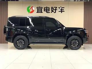 Fangchengbao Equation Leopard Titanium 7 2025 200KM Two-wheel drive Max version exterior photo 4 Fangchengbao Equation Leopard Titanium 7 2025 200KM Two-wheel drive Max version exterior photo 4