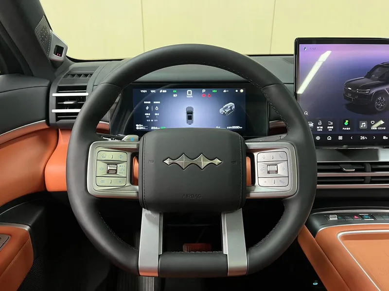 Fangchengbao Equation Leopard Titanium 7 2025 200KM Two-wheel drive Max version interior photo 15 Fangchengbao Equation Leopard Titanium 7 2025 200KM Two-wheel drive Max version interior photo 15