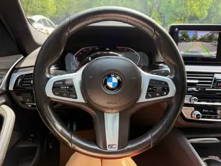 BMW 5 Series 2021 525i M Sports suit interior photo 13 BMW 5 Series 2021 525i M Sports suit interior photo 13