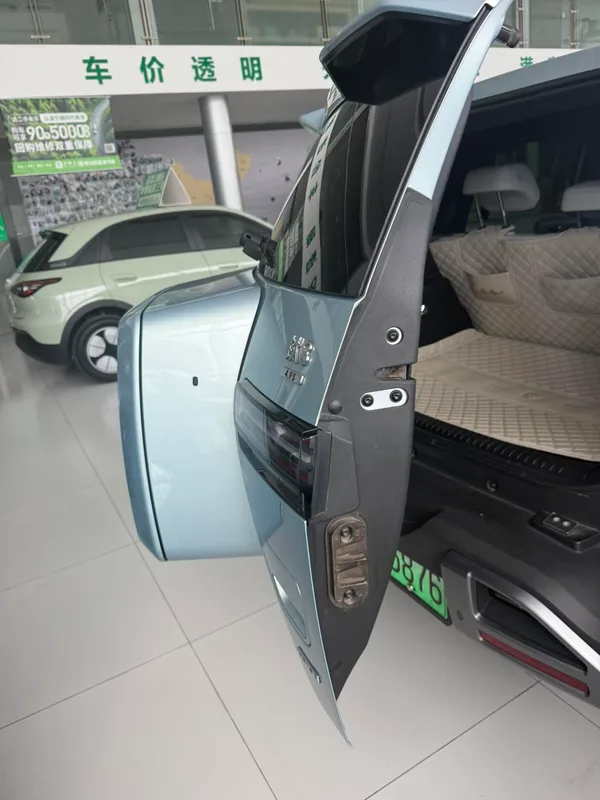Fangchengbao Titanium 3 2025 501KM Four-wheel drive Max version interior photo 16 Fangchengbao Titanium 3 2025 501KM Four-wheel drive Max version interior photo 16