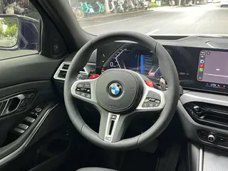BMW 3 Series 2025 330Li Premium Class M Sports Night Suit interior photo 11 BMW 3 Series 2025 330Li Premium Class M Sports Night Suit interior photo 11