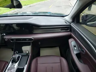 Jetour X90 PLUS 2025 1.6TD DCT Elite Edition interior photo 18 Jetour X90 PLUS 2025 1.6TD DCT Elite Edition interior photo 18