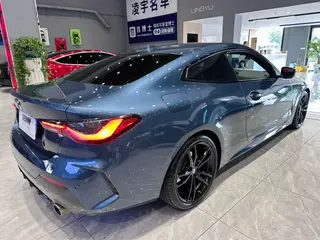 BMW 4 Series 2023 425i M Set de nuit de sport extérieur photo 4 BMW 4 Series 2023 425i M Set de nuit de sport extérieur photo 4