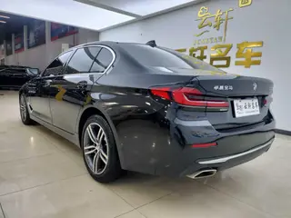 BMW 5 Series 2022 Вторичная модификация 530Li Лидирующий Роскошный набор интерьер фото 15