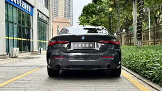 BMW 4 Series 2023 425i M Спортивный ночной костюм интерьер фото 7 BMW 4 Series 2023 425i M Спортивный ночной костюм интерьер фото 7