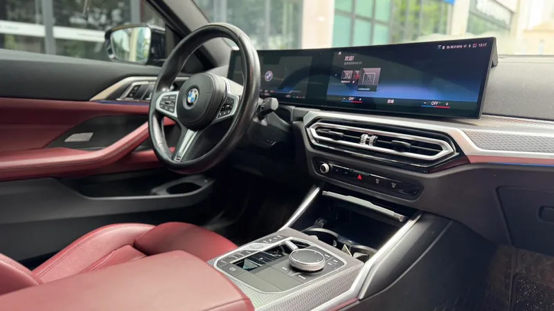 BMW 4 Series 2023 425i M Спортивный ночной костюм интерьер фото 10 BMW 4 Series 2023 425i M Спортивный ночной костюм интерьер фото 10