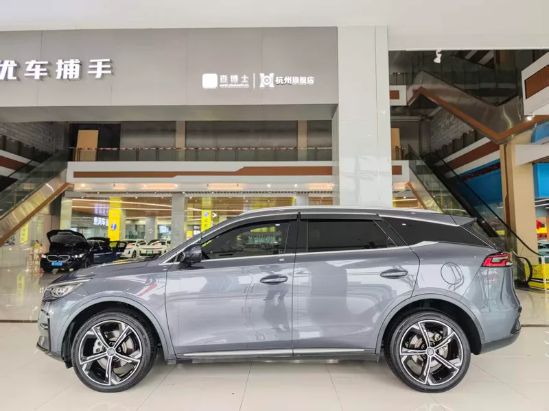 BYD Tang DM 2021 DM-i 1.5T 112KM Tipo de honor exterior foto 3 BYD Tang DM 2021 DM-i 1.5T 112KM Tipo de honor exterior foto 3