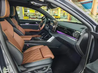 BYD Tang DM 2021 DM-i 1.5T 112KM Tipo de honor interior foto 15 BYD Tang DM 2021 DM-i 1.5T 112KM Tipo de honor interior foto 15