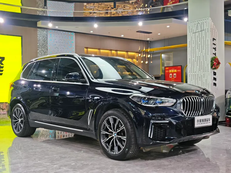BMW X5 2022 xDrive 30Li Type de luxe M Ensemble de sport extérieur photo 3 BMW X5 2022 xDrive 30Li Type de luxe M Ensemble de sport extérieur photo 3