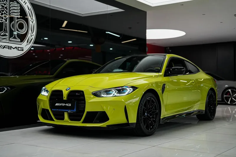 BMW M4 2023 M4 Coupé Version Thunder extérieur photo 1 BMW M4 2023 M4 Coupé Version Thunder extérieur photo 1