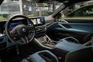 BMW M4 2023 M4 Coupé Version Thunder intérieur photo 9 BMW M4 2023 M4 Coupé Version Thunder intérieur photo 9