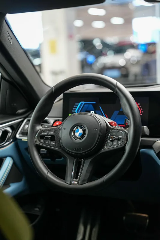 BMW M4 2023 M4 Coupé Version Thunder intérieur photo 10 BMW M4 2023 M4 Coupé Version Thunder intérieur photo 10