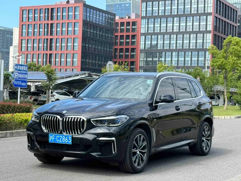 BMW X5 2022 xDrive 30Li Tipo de lujo M Conjunto deportivo exterior foto 1 BMW X5 2022 xDrive 30Li Tipo de lujo M Conjunto deportivo exterior foto 1