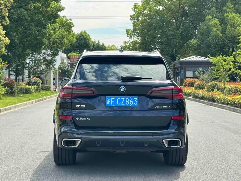 BMW X5 2022 xDrive 30Li Tipo de lujo M Conjunto deportivo exterior foto 5 BMW X5 2022 xDrive 30Li Tipo de lujo M Conjunto deportivo exterior foto 5