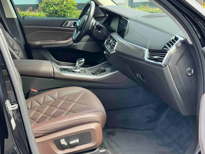 BMW X5 2022 xDrive 30Li Tipo de lujo M Conjunto deportivo exterior foto 9 BMW X5 2022 xDrive 30Li Tipo de lujo M Conjunto deportivo exterior foto 9