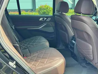 BMW X5 2022 xDrive 30Li Tipo de lujo M Conjunto deportivo interior foto 10 BMW X5 2022 xDrive 30Li Tipo de lujo M Conjunto deportivo interior foto 10