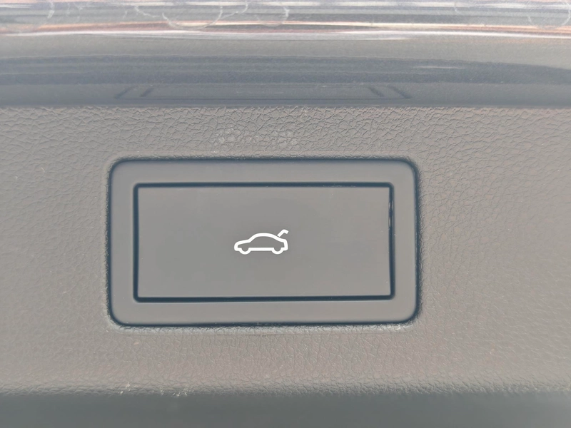 Volkswagen Talagon 2023 380TSI Edición insignia de tracción en las cuatro ruedas 7 Asiento exterior foto 6