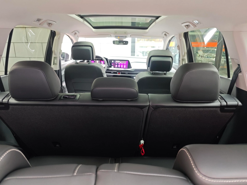 Volkswagen Talagon 2023 380TSI Edición insignia de tracción en las cuatro ruedas 7 Asiento exterior foto 7