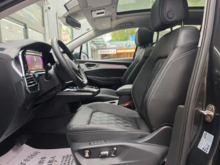 Volkswagen Talagon 2023 380TSI Edición insignia de tracción en las cuatro ruedas 7 Asiento exterior foto 8