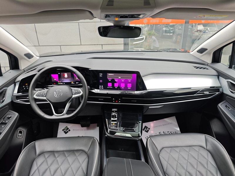 Volkswagen Talagon 2023 380TSI Edición insignia de tracción en las cuatro ruedas 7 Asiento interior foto 15