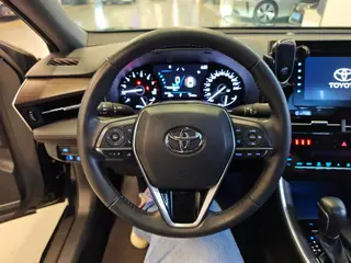 Toyota Avalon 2023 2.0L CVT Edición seleccionada interior foto 12 Toyota Avalon 2023 2.0L CVT Edición seleccionada interior foto 12