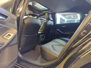Toyota Avalon 2023 2.0L CVT Edición seleccionada interior foto 19 Toyota Avalon 2023 2.0L CVT Edición seleccionada interior foto 19