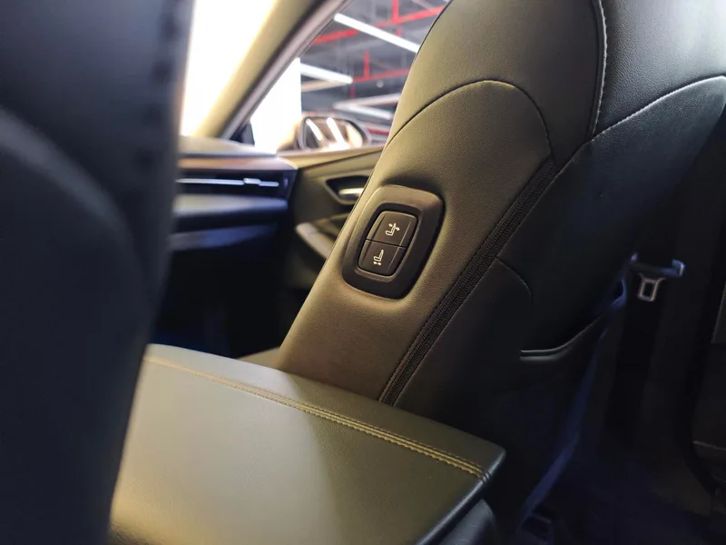 Toyota Avalon 2023 2.0L CVT Edición seleccionada interior foto 20 Toyota Avalon 2023 2.0L CVT Edición seleccionada interior foto 20