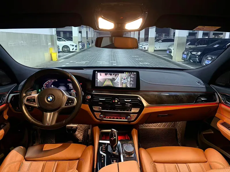 BMW 6 Series GT 2022 630i M Sports suit interior photo 8