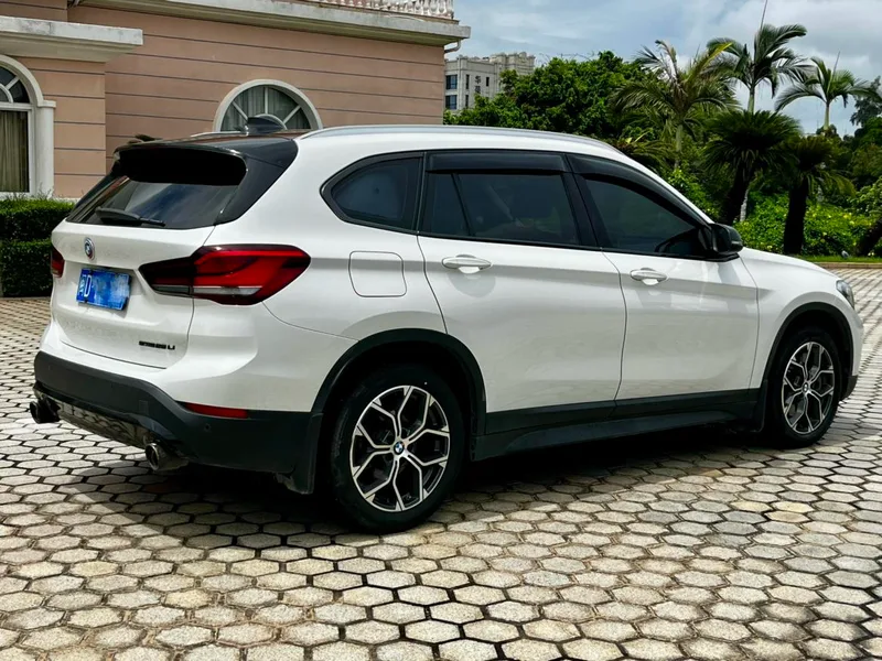 BMW X1 2022 sDrive25Li Leading Type exterior photo 4