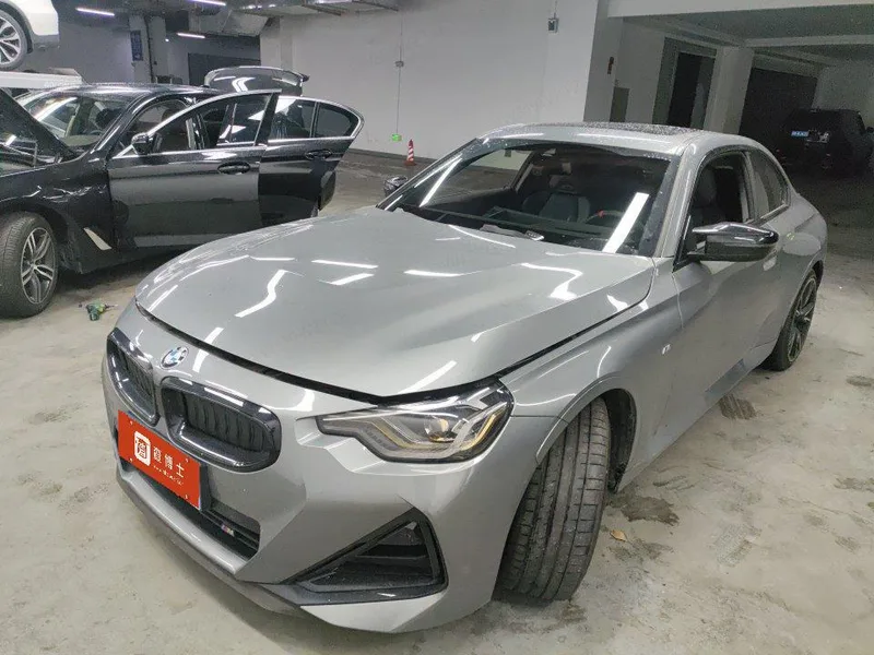 BMW 2 Series 2024 M240i Coupé exterior foto 1 BMW 2 Series 2024 M240i Coupé exterior foto 1