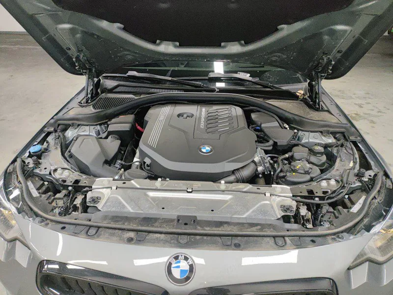 BMW 2 Series 2024 M240i Coupé interior foto 7 BMW 2 Series 2024 M240i Coupé interior foto 7