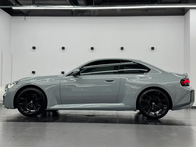 BMW M2 2023 M2 Coupe interior photo 12 BMW M2 2023 M2 Coupe interior photo 12