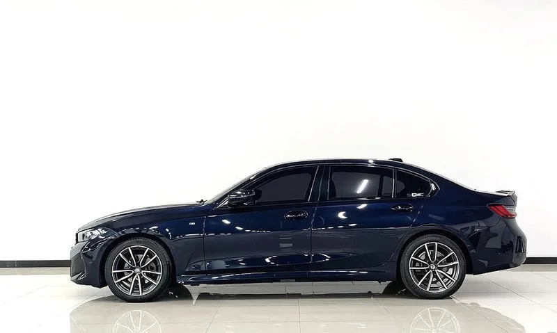 BMW 3 Series 2023 325Li M Спортивный костюм экстерьер фото 3 BMW 3 Series 2023 325Li M Спортивный костюм экстерьер фото 3